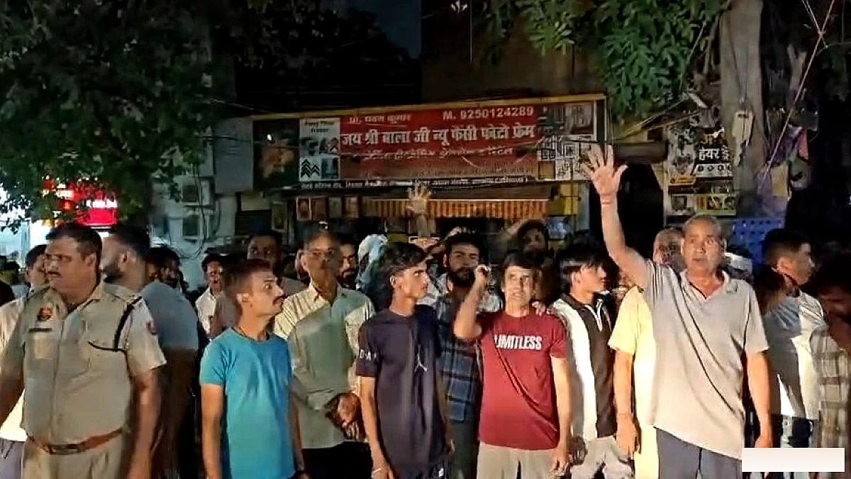 गुरुग्राम में बिजली कर्मचारियों की हड़ताल से कई इलाकों में ब्लैक‑आउट
