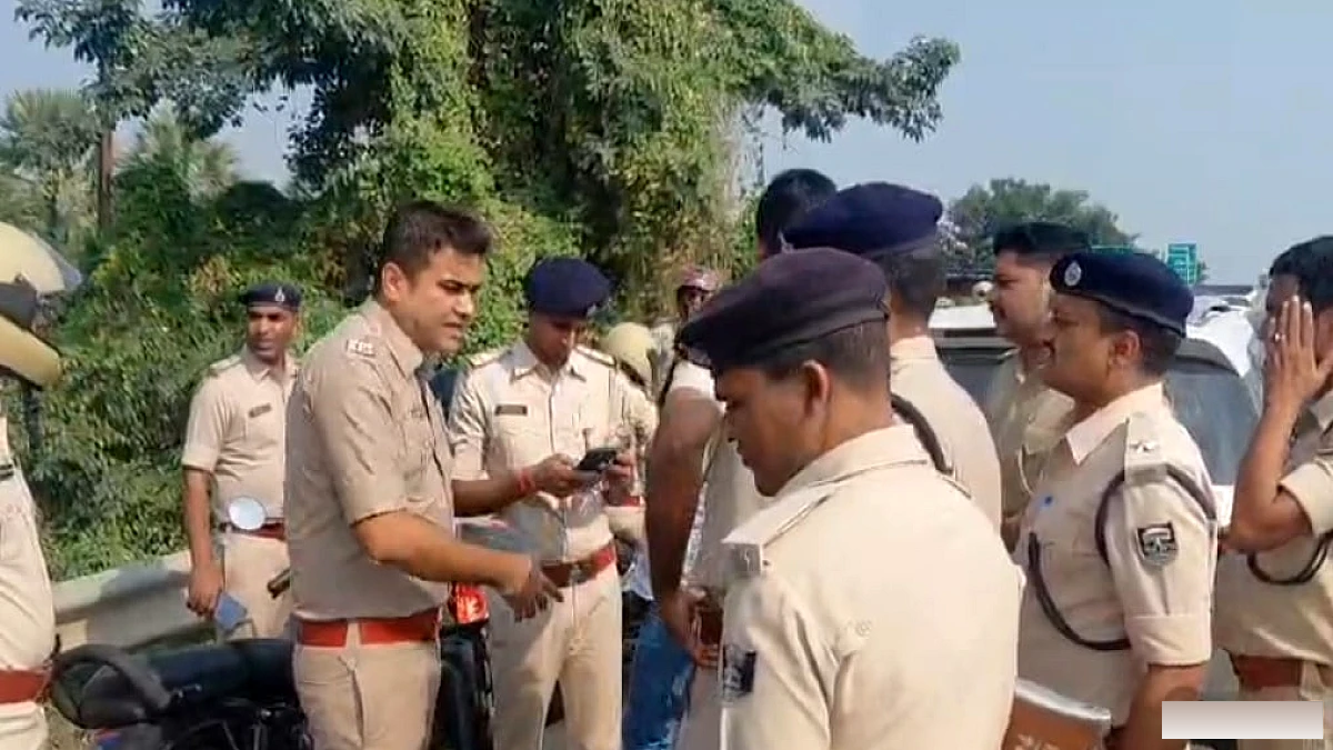 वाहन चेकिंग के दौरान कार्रवाई, एमएलसी चुनाव से पहले 9 लाख रुपये की नकदी बरामद, एक व्यक्ति हिरासत में
