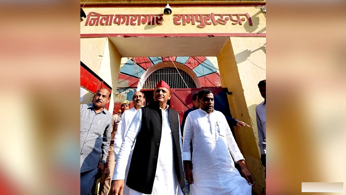 अखिलेश यादव ने रामपुर में आज़म खान को दी उम्मीदवार सूची, सीट‑बंटवारे और परिवार‑समर्थन पर चर्चा