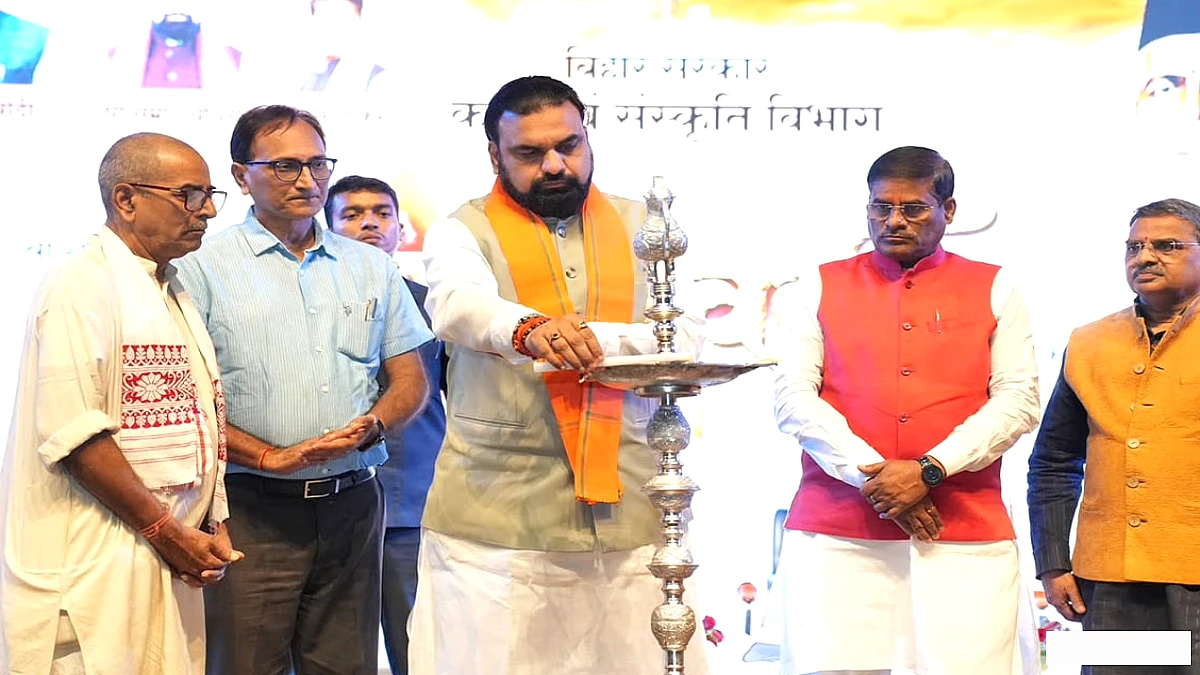 विक्रमशिला सेतु क्षतिग्रस्त: रेलवे ने शुरू की विशेष ट्रेन सेवा, मुख्यमंत्री ने व्यक्त किया आभार