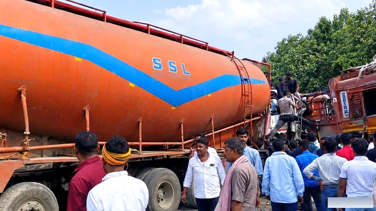 31 पर तीन वाहनों की टक्कर से बेगूसराय में यातायात घंटों के लिए रुक गया