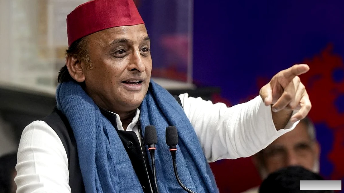 आझमगढ़ में वोटर सूची में 13 ‘विकास यादव’ दर्ज, 5 BLO और कंप्यूटर सहायक पर कार्रवाई
