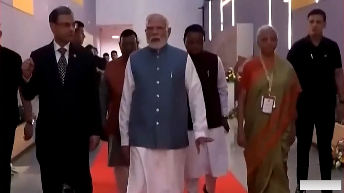 PM मोदी ने डिजिटल बैंकिंग का उपहार दिया, नई पहल से बढ़ेगी पहुंच