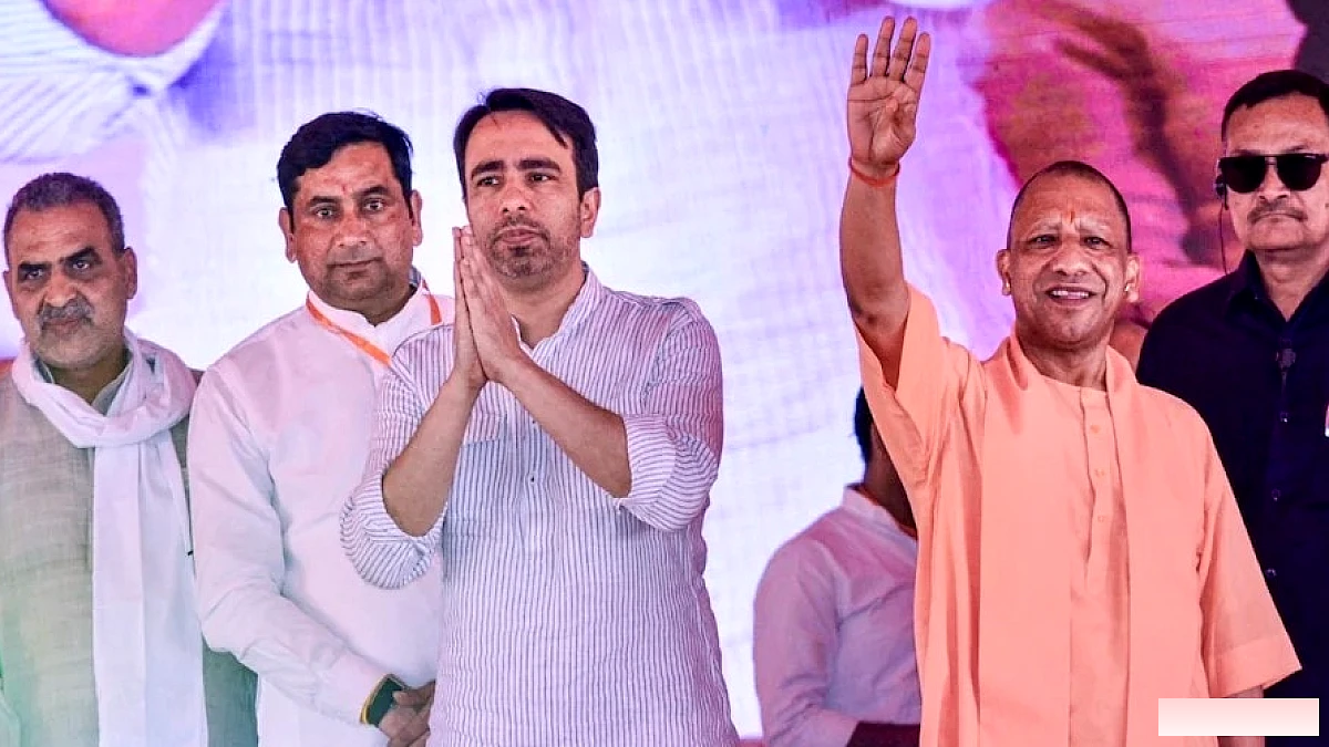 पश्चिमी यूपी में BJP का सुपरहिट, बाकी क्षेत्रों में SP ने किया कब्जा
