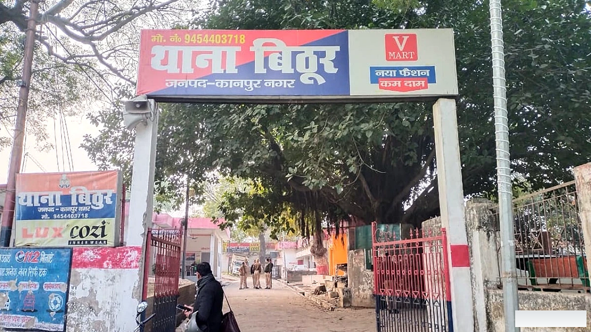 प्रेमिका ने करवाचौथ का व्रत रखा, प्रेमी ने मांगी पुलिस सुरक्षा, कहा‑सहमति से शादी होगी
