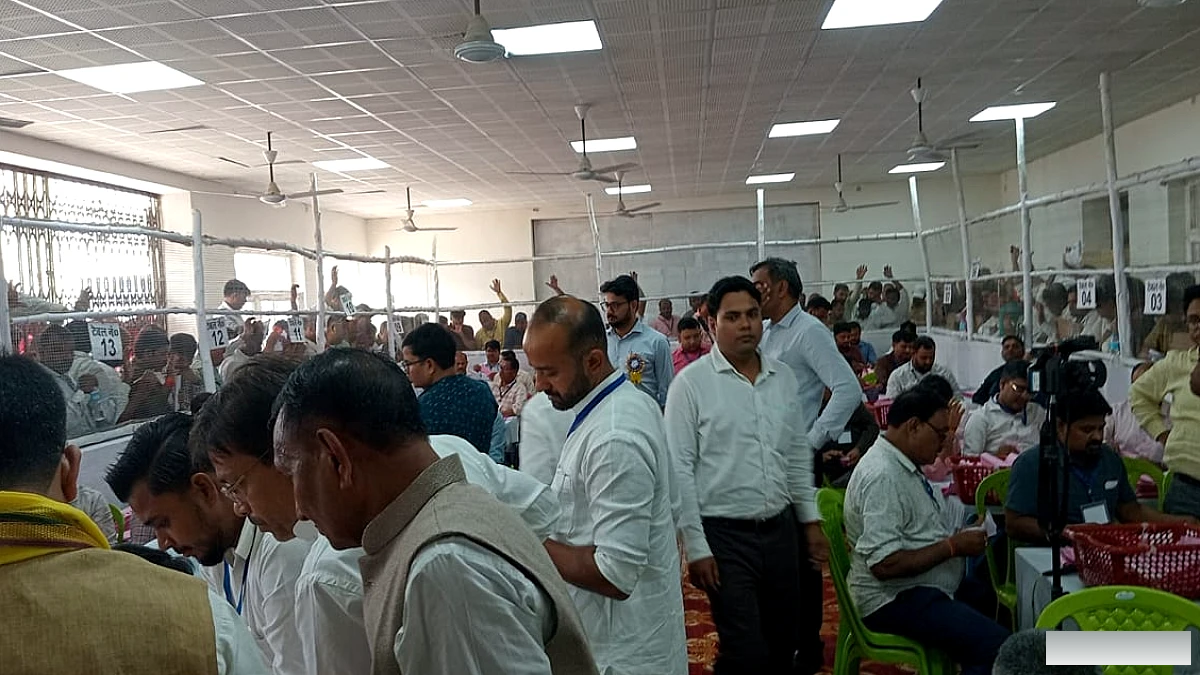 सारण शिक्षक एमएलसी चुनाव: 10 प्रस्तावकों के समर्थन से नामांकन, फिर भी कई प्रत्याशियों को मिले बेहद कम वोट