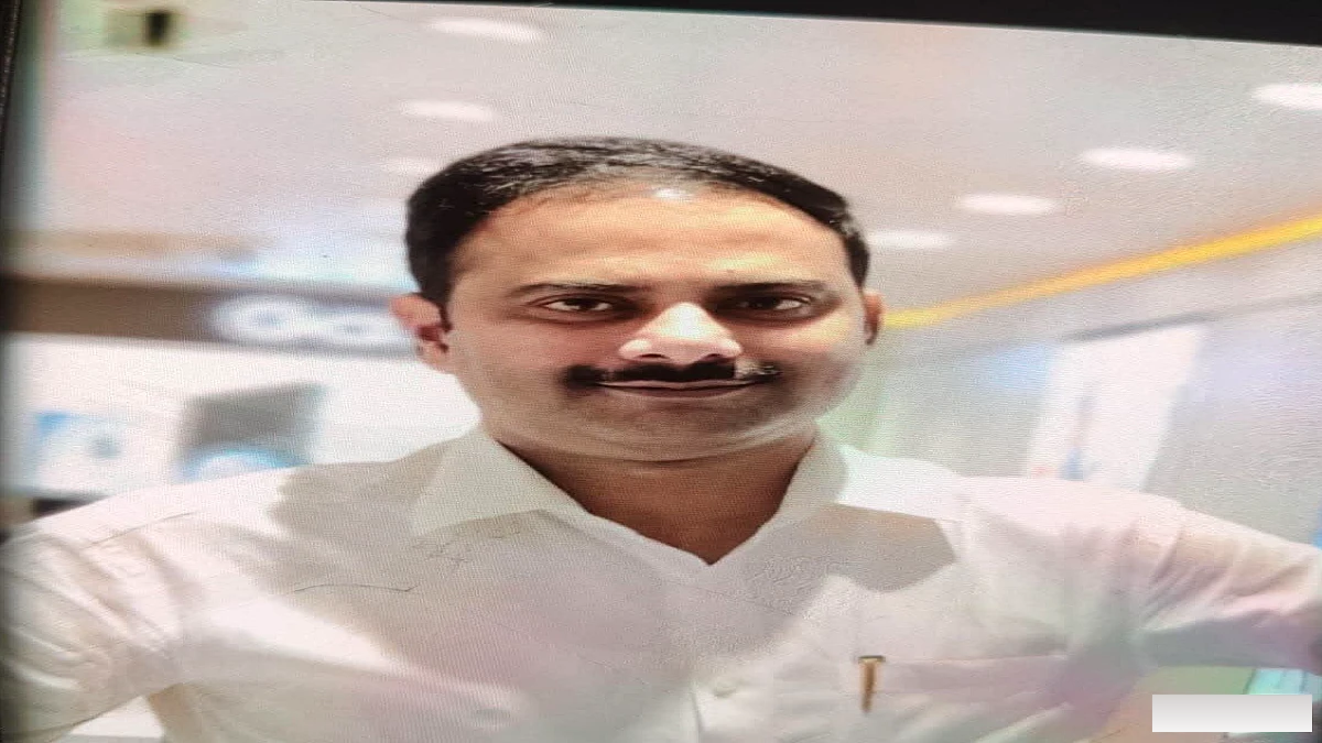 बिहार की सौरा नदी में समाई तेज रफ्तार फॉर्च्यूनर, पूर्व सांसद संतोष कुशवाहा के चचेरे भाई की मौत