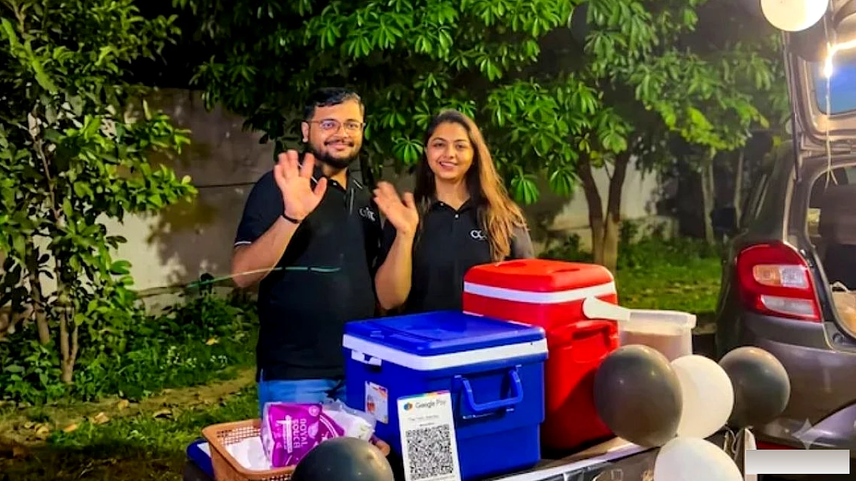 नौकरी छोड़कर कार से बेचते कोल्ड कोको, महीने में 6 लाख की कमाई
